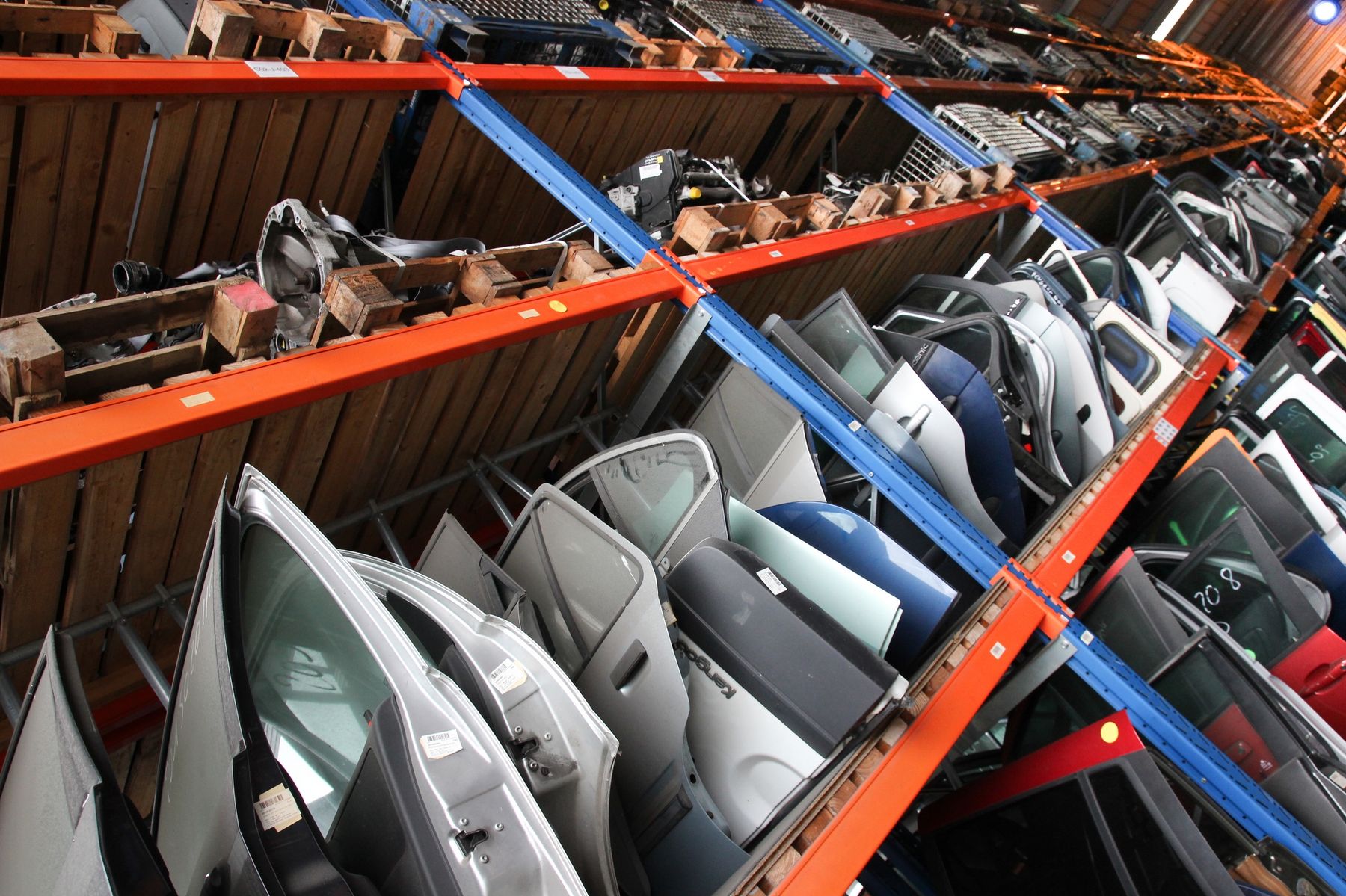 Stock de pièces de carrosserie